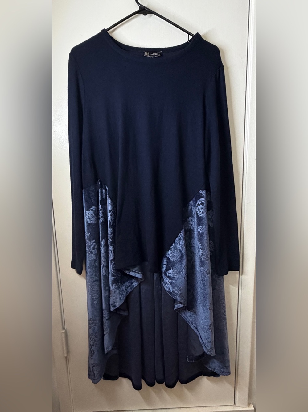 DG2 by Diane Gilman Floral High Low Blue Velvet Mixed Media Tunic Blouse Large